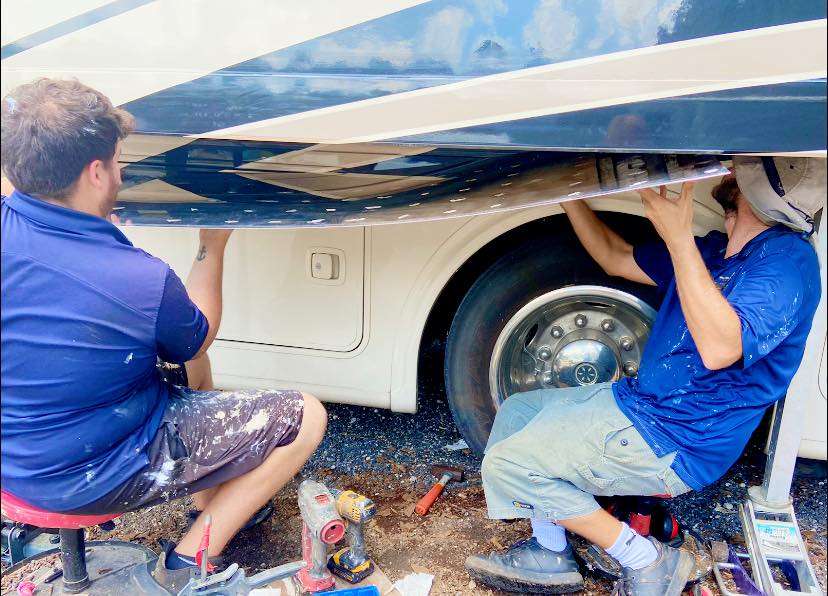 Mobile RV Technicians Mobile RV Technicians in Brooksville Flordia